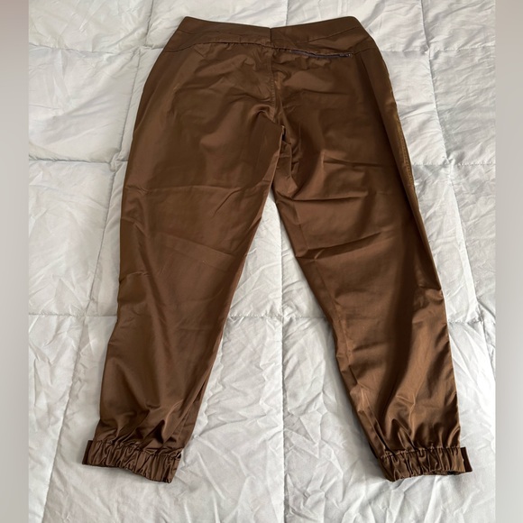 Athleta Olive Green Jogger Pants - Picture 2 of 12